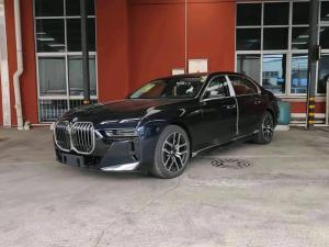 bmw 7 series 2025 Hybrid