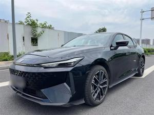 Changan UNI-V iDD 2024 Plug-in hybrid