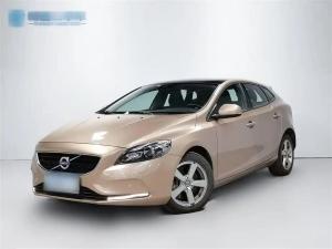 volvo v40 2016 Petrol