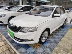 skoda rapid 2017 Petrol