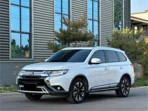mitsubishi outlander 2019 Petrol