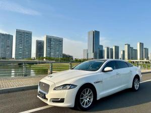 jaguar xj 2017 Petrol