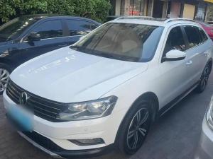 Volkswagen Cross Lavida 2016 Petrol
