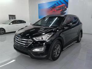 hyundai santa fe 2015 Petrol