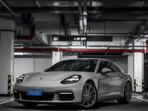porsche panamera 2018 Petrol