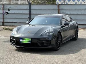 porsche panamera 2023 Petrol