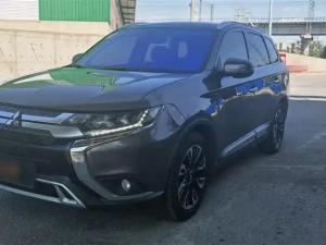 mitsubishi outlander 2020 Petrol