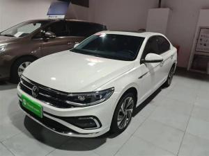 volkswagen bora 2023 Petrol