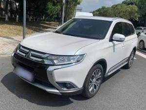 mitsubishi outlander 2018 Petrol
