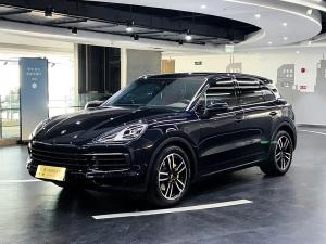 porsche cayenne 2021 Petrol