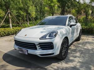 porsche cayenne 2022 Petrol