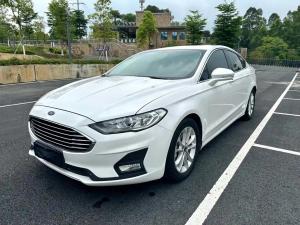 ford mondeo 2020 Petrol