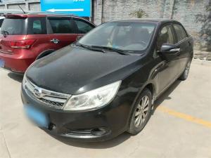 byd surui 2014 Petrol