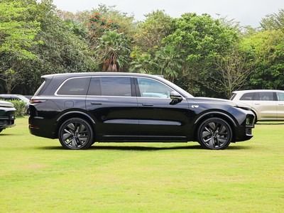 LI L9: A flagship six-seater SUV, the benchmark for smart family