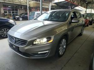 Volvo V60 2015 Petrol