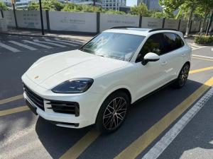 porsche cayenne 2024 Petrol