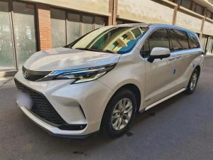 Toyota Granvia 2023 Hybrid