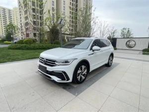 volkswagen tiguan l 2023 Petrol