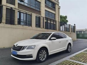 skoda octavia 2021 Petrol