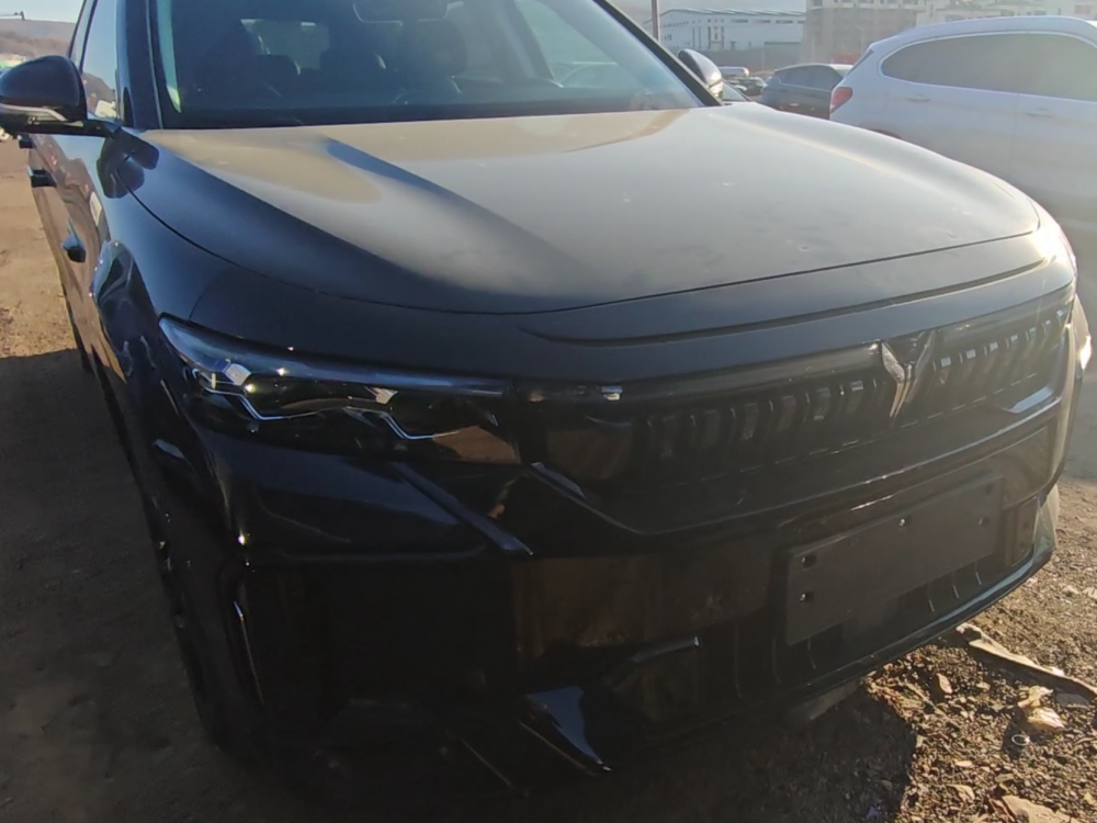 VOYAH FREE: Innovative SUV from Leading Chinese Car Maker – Prime for Global Chinese Car Imports