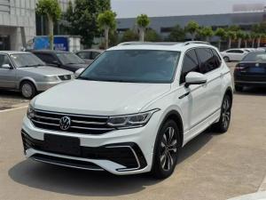 volkswagen tiguan l 2023 Petrol