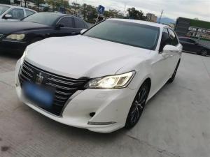 toyota crown 2018 Petrol