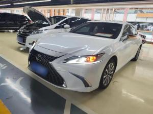 lexus es 2022 Petrol