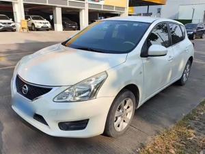 nissan  tiida 2015 Petrol