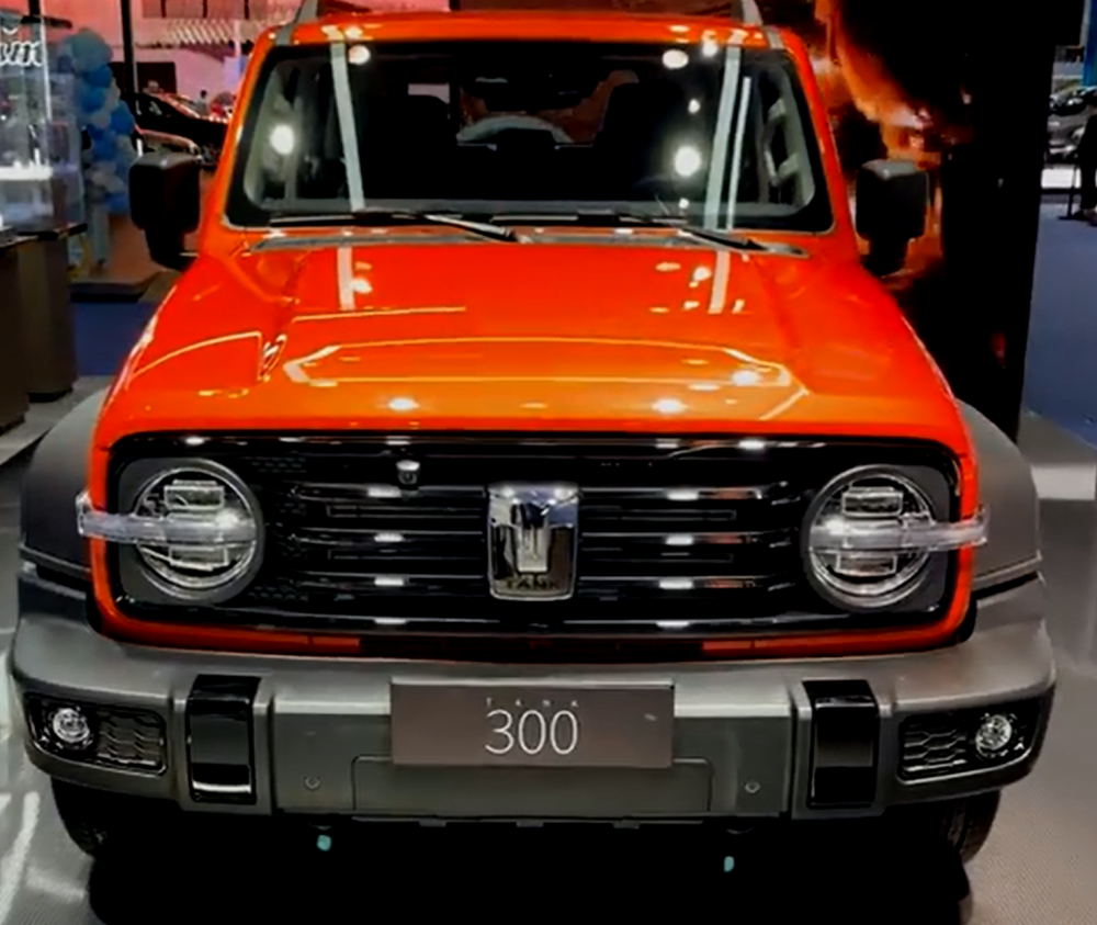 Tank 300: Rugged Tank Chinese Car Off-Roader – Export-Ready via EautoExport