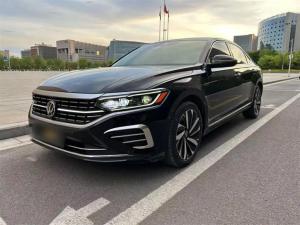 volkswagen passat 2023 Petrol