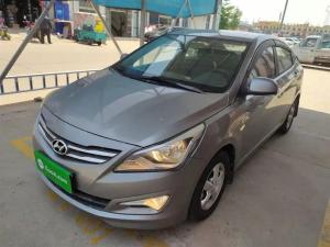 hyundai reina 2015 Petrol