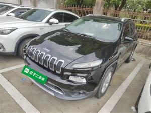 jeep cherokee 2018 Petrol
