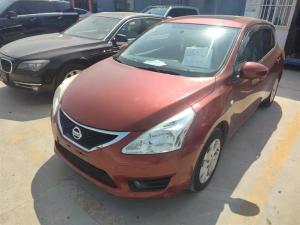 nissan  tiida 2013 Petrol