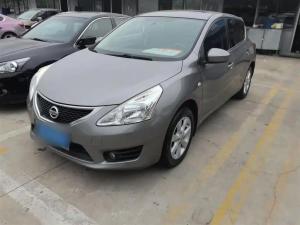 nissan  tiida 2014 Petrol