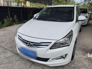 hyundai reina 2015 Petrol