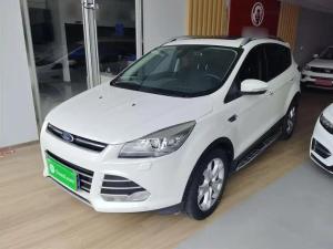 Ford Kuga 2015 Petrol
