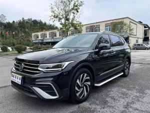 volkswagen tiguan l 2023 Petrol