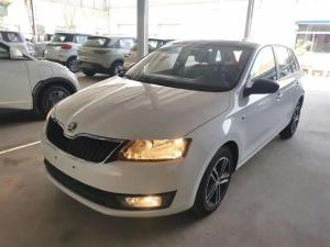 Skoda Rapid Spaceback 2015 Petrol