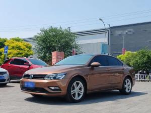 Volkswagen Lamando 2015 Petrol