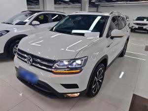 Volkswagen Tharu 2020 Petrol