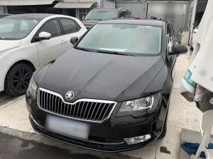 Skoda Superb 2015 Petrol