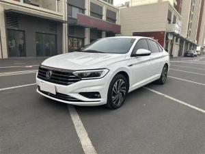 Volkswagen Sagitar 2022 Petrol
