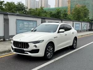 maserati levante 2017 Petrol