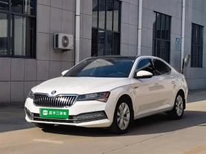 Skoda Superb 2021 Petrol