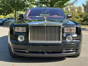 Rolls-Royce Phantom 2010 Petrol