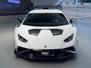 lamborghini huracán 2023 Petrol