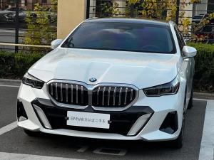 bmw 5 series 2025 Hybrid