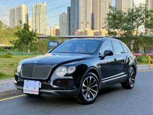 bentley bentayga 2017 Petrol