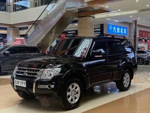 mitsubishi pajero 2020 Petrol