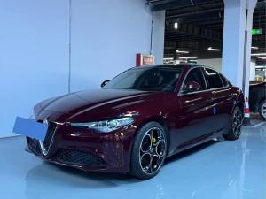 alfa romeo giulia 2017 Petrol